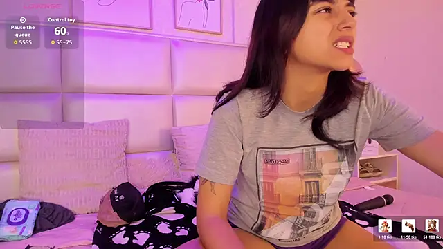 Xara u online show from April 17, 2026, 8:01 pm