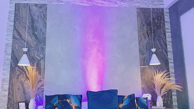 Hannah-Prada online show from March 20, 2026, 11:15 am