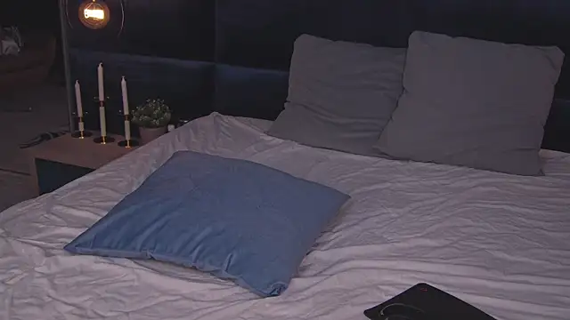 YourSweetArya online show from March 27, 2026, 1:11 pm