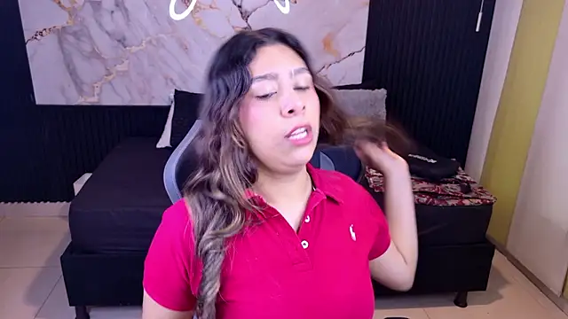 Sophie19   online show from February 16, 2026, 11:39 am