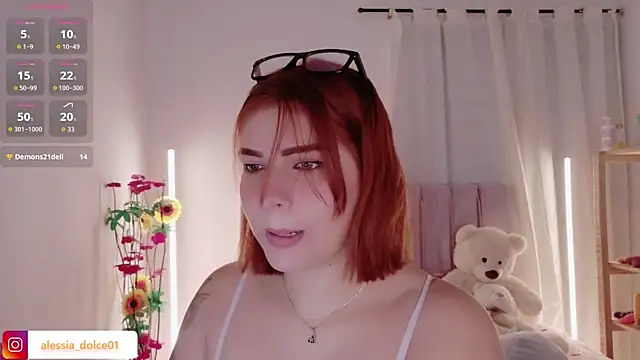 Snapshot of alessia_dolce chatting on April 6, 2026, 2:09 am alessia dolce online show from April 6, 2026, 2:09 am