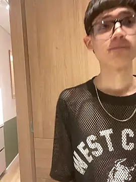 Santi Princex online show from April 16, 2026, 7:42 am