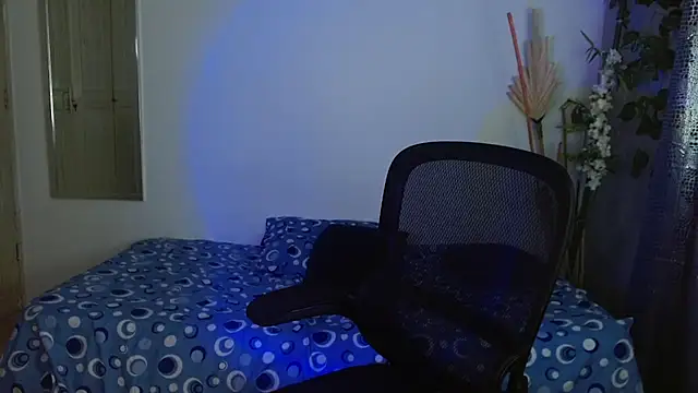 eithan jonnes online show from March 17, 2026, 9:18 pm