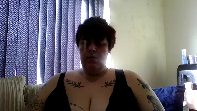 Snapshot of BBWBlossom_ chatting on March 2, 2026, 2:02 pm BBWBlossom online show from March 2, 2026, 2:02 pm