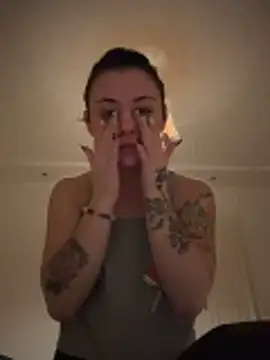 alwayshornyvivi online show from February 20, 2026, 7:14 pm