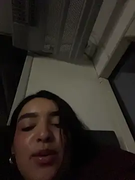 Snapshot of Mayaslow chatting on June 21, 2026, 8:44 pm Mayaslow online show from June 21, 2026, 8:44 pm