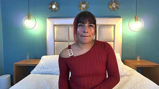 Snapshot of nyx__x chatting on February 19, 2026, 7:43 pm nyx x online show from February 19, 2026, 7:43 pm