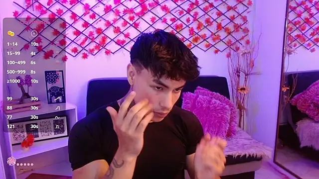 IanWest  online show from June 18, 2026, 8:46 pm