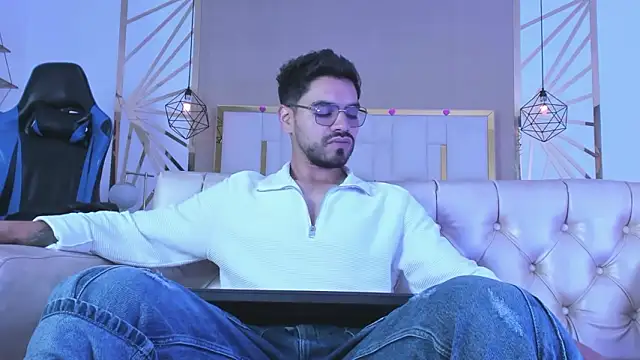 Snapshot of HotPulse_vc chatting on February 21, 2026, 12:39 pm HotPulse vc online show from February 21, 2026, 12:39 pm