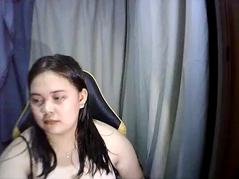 Snapshot of xia_xoxo_ chatting on May 30, 2026, 12:02 pm xia xoxo online show from May 30, 2026, 12:02 pm