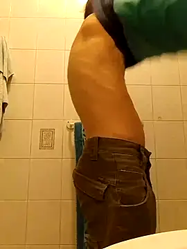 Snapshot of Ricky9o chatting on February 26, 2026, 10:14 am Ricky9o online show from February 26, 2026, 10:14 am