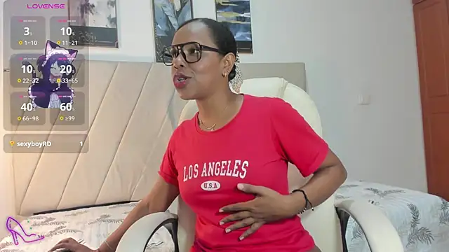 Snapshot of samaraa_smith1 chatting on April 13, 2026, 12:21 pm samaraa smith1 online show from April 13, 2026, 12:21 pm