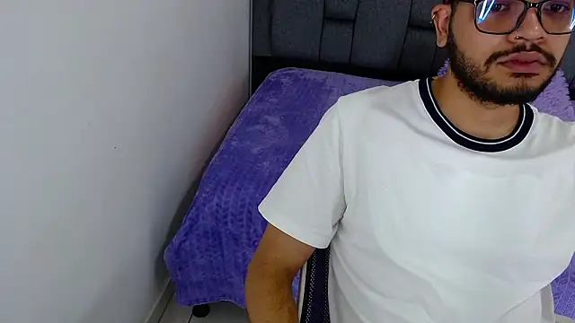 J black  online show from February 19, 2026, 9:00 pm