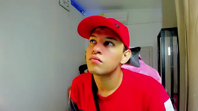 Top and bottom online show from April 4, 2026, 8:17 pm