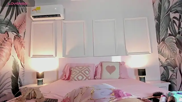 Snapshot of Hada_Magica chatting on February 19, 2026, 6:59 pm Hada Magica online show from February 19, 2026, 6:59 pm