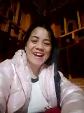 Snapshot of molly-xx chatting on February 18, 2026, 9:00 pm molly-xx online show from February 18, 2026, 9:00 pm