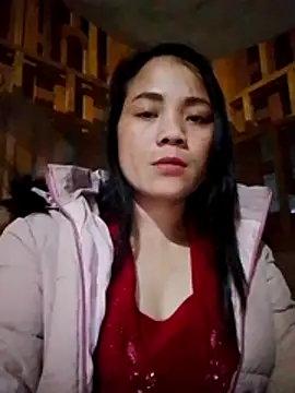 molly-xx online show from March 6, 2026, 11:06 am