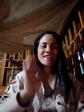 molly-xx online show from April 4, 2026, 11:08 am