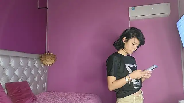 Snapshot of ivonne_heaven chatting on February 23, 2026, 7:22 pm ivonne heaven online show from February 23, 2026, 7:22 pm