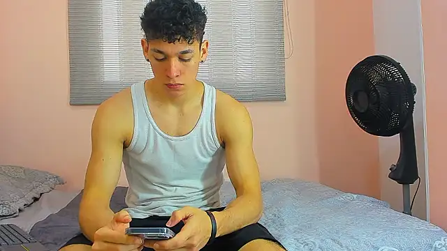 Muscle  Myke online show from February 21, 2026, 12:28 pm