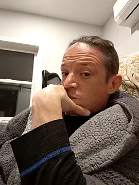 Snapshot of ShadowLove85 chatting on March 30, 2026, 4:13 am ShadowLove85 online show from March 30, 2026, 4:13 am