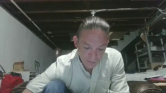 Snapshot of ShadowLove85 chatting on June 30, 2026, 3:40 am ShadowLove85 online show from June 30, 2026, 3:40 am