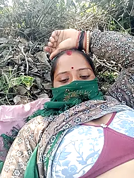 Pallavi hote online show from February 25, 2026, 4:33 am