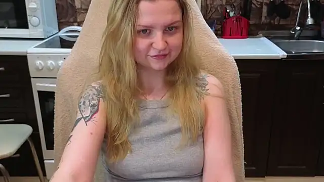 AnitaXVine online show from June 29, 2026, 9:04 pm