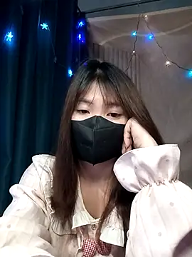 Girl-crazy1 online show from April 4, 2026, 5:32 pm