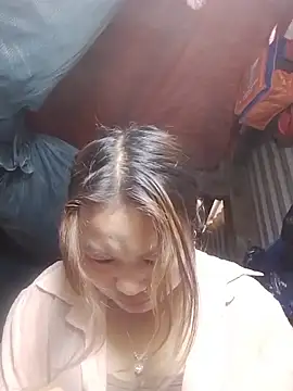 Snapshot of bany-lee chatting on February 21, 2026, 1:17 am bany-lee online show from February 21, 2026, 1:17 am