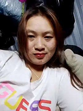 Snapshot of bany-lee chatting on February 26, 2026, 1:21 pm bany-lee online show from February 26, 2026, 1:21 pm