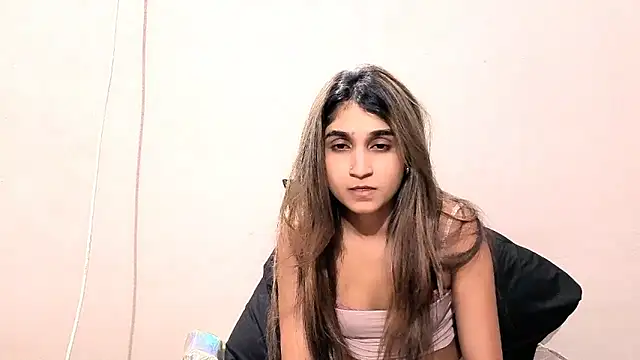 Snapshot of Amber_Rose06 chatting on April 19, 2026, 5:18 am Amber Rose06 online show from April 19, 2026, 5:18 am