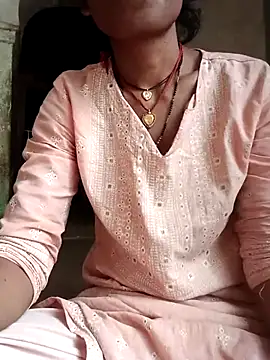 Snapshot of Desi_Couple_P chatting on May 9, 2026, 12:49 am Desi Couple P online show from May 9, 2026, 12:49 am