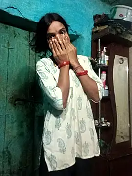 Snapshot of Desi_Couple_P chatting on May 29, 2026, 2:53 am Desi Couple P online show from May 29, 2026, 2:53 am
