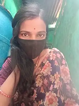 Snapshot of Desi_Couple_P chatting on June 14, 2026, 1:25 am Desi Couple P online show from June 14, 2026, 1:25 am