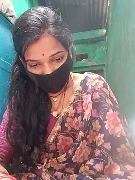Snapshot of Desi_Couple_P chatting on July 1, 2026, 1:51 am Desi Couple P online show from July 1, 2026, 1:51 am