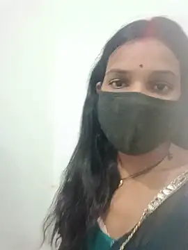 Snapshot of Desi_Couple_P chatting on July 8, 2026, 1:26 pm Desi Couple P online show from July 8, 2026, 1:26 pm