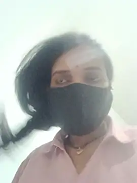 Snapshot of Desi_Couple_P chatting on July 21, 2026, 11:34 am Desi Couple P online show from July 21, 2026, 11:34 am