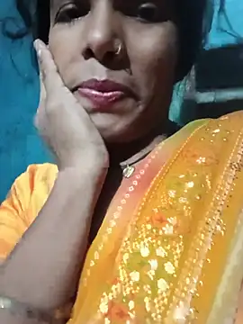 Snapshot of Desi_Couple_P chatting on July 23, 2026, 5:00 pm Desi Couple P online show from July 23, 2026, 5:00 pm