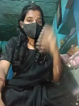 Snapshot of Desi_Couple_P chatting on July 29, 2026, 12:31 am Desi Couple P online show from July 29, 2026, 12:31 am