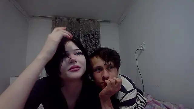 Snapshot of MegaanCollins chatting on April 15, 2026, 6:15 pm MegaanCollins online show from April 15, 2026, 6:15 pm