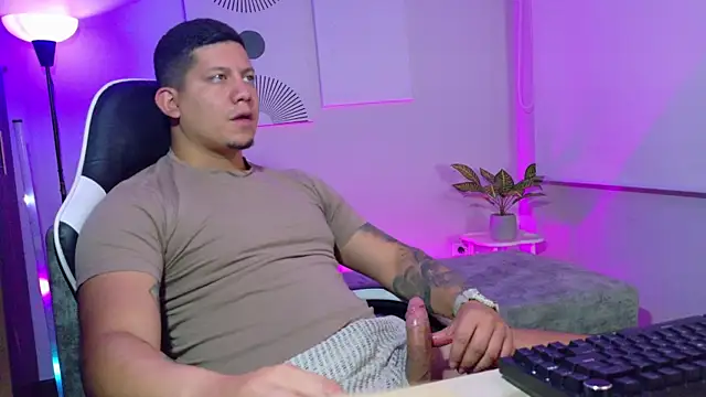  robertobaggioo online show from July 10, 2026, 12:41 pm