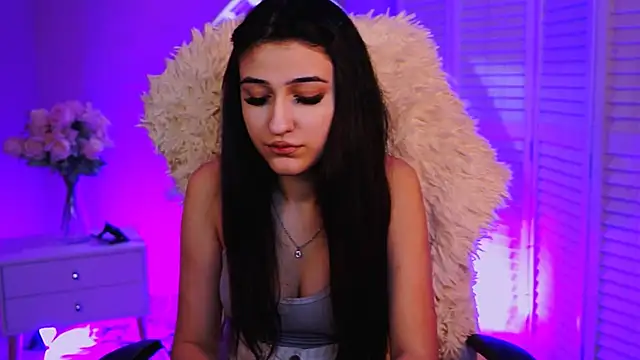 Snapshot of TerezaRobinson chatting on February 23, 2026, 8:28 pm TerezaRobinson online show from February 23, 2026, 8:28 pm