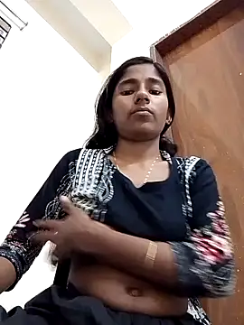 Snapshot of Sexy_Boudi650 chatting on February 19, 2026, 5:20 pm Sexy Boudi650 online show from February 19, 2026, 5:20 pm