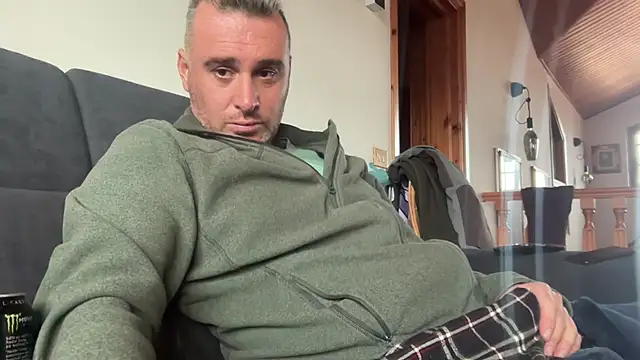 Snapshot of marcovik1 chatting on February 13, 2026, 2:46 pm marcovik1 online show from February 13, 2026, 2:46 pm