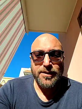 cetriolino online show from April 8, 2026, 6:24 am