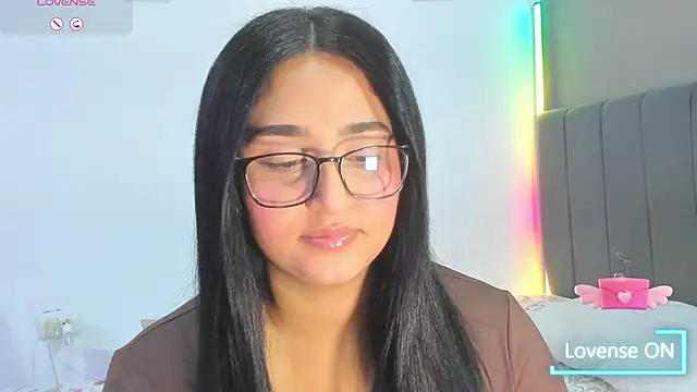 Snapshot of Curvy_sweet chatting on February 27, 2026, 2:55 am Curvy sweet online show from February 27, 2026, 2:55 am