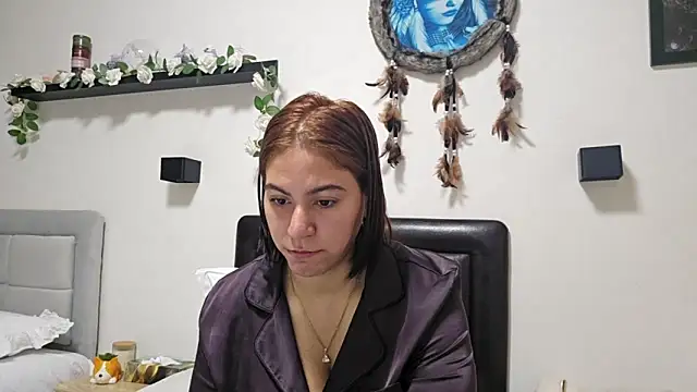 Snapshot of GravenChat chatting on February 24, 2026, 10:02 am GravenChat online show from February 24, 2026, 10:02 am