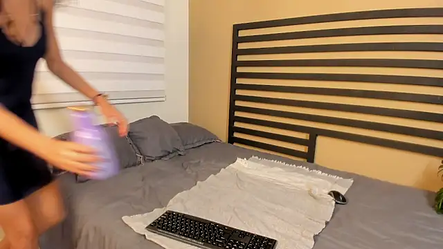 Tamia 25 online show from February 18, 2026, 12:01 pm