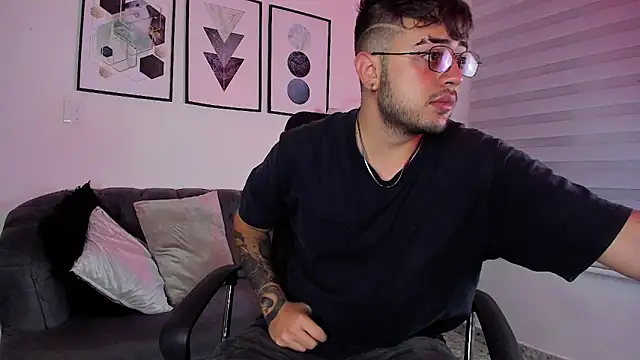 Snapshot of ethan_grace chatting on February 28, 2026, 12:17 pm ethan grace online show from February 28, 2026, 12:17 pm